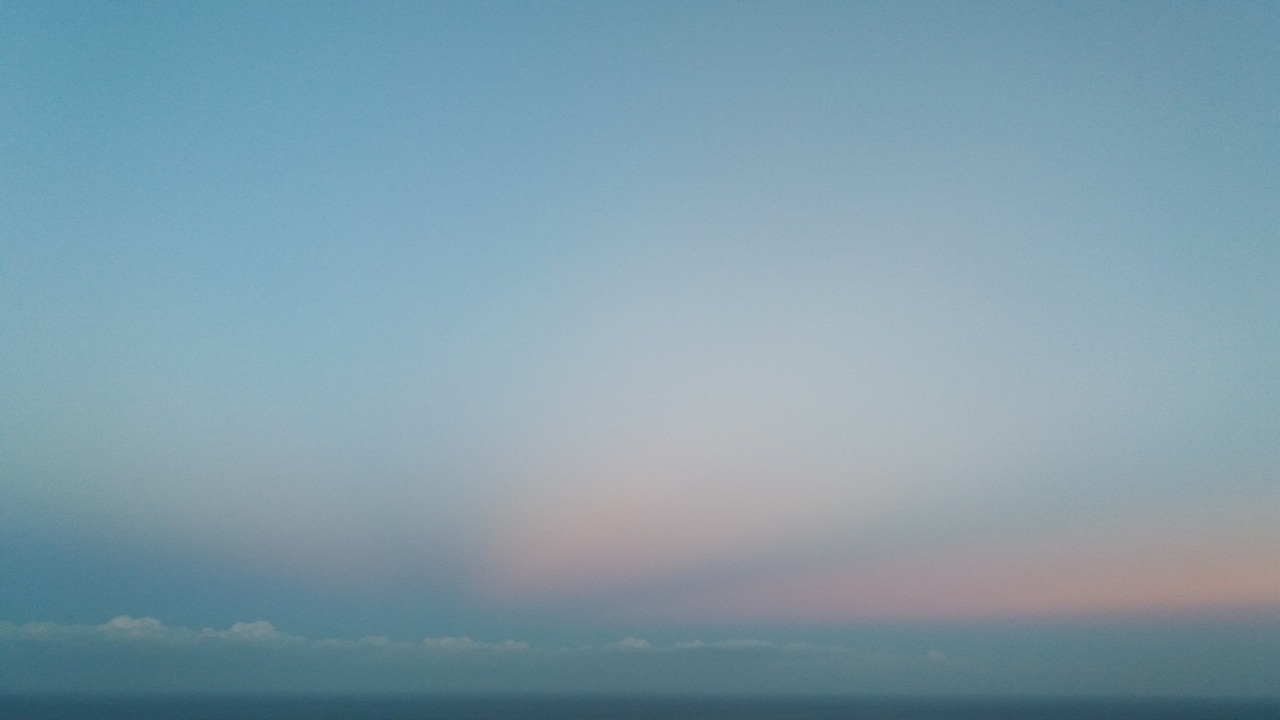 Mare di Cirò al tramonto - Porthos Edizioni